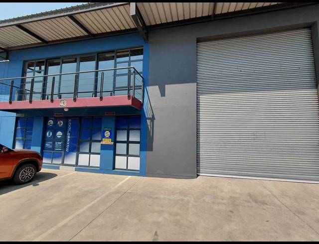 395M² WAREHOUSE TO LET IN POMONA